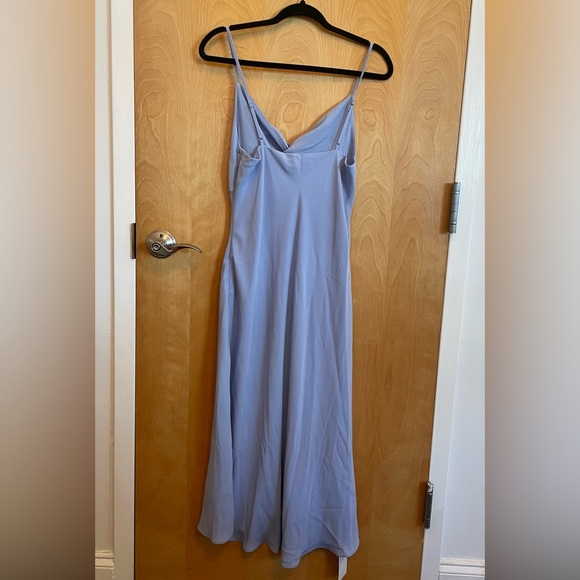 Abercrombie & Fitch, Light Blue Midi Twist Dress, Size Medium, NWT - Picture 3 of 3